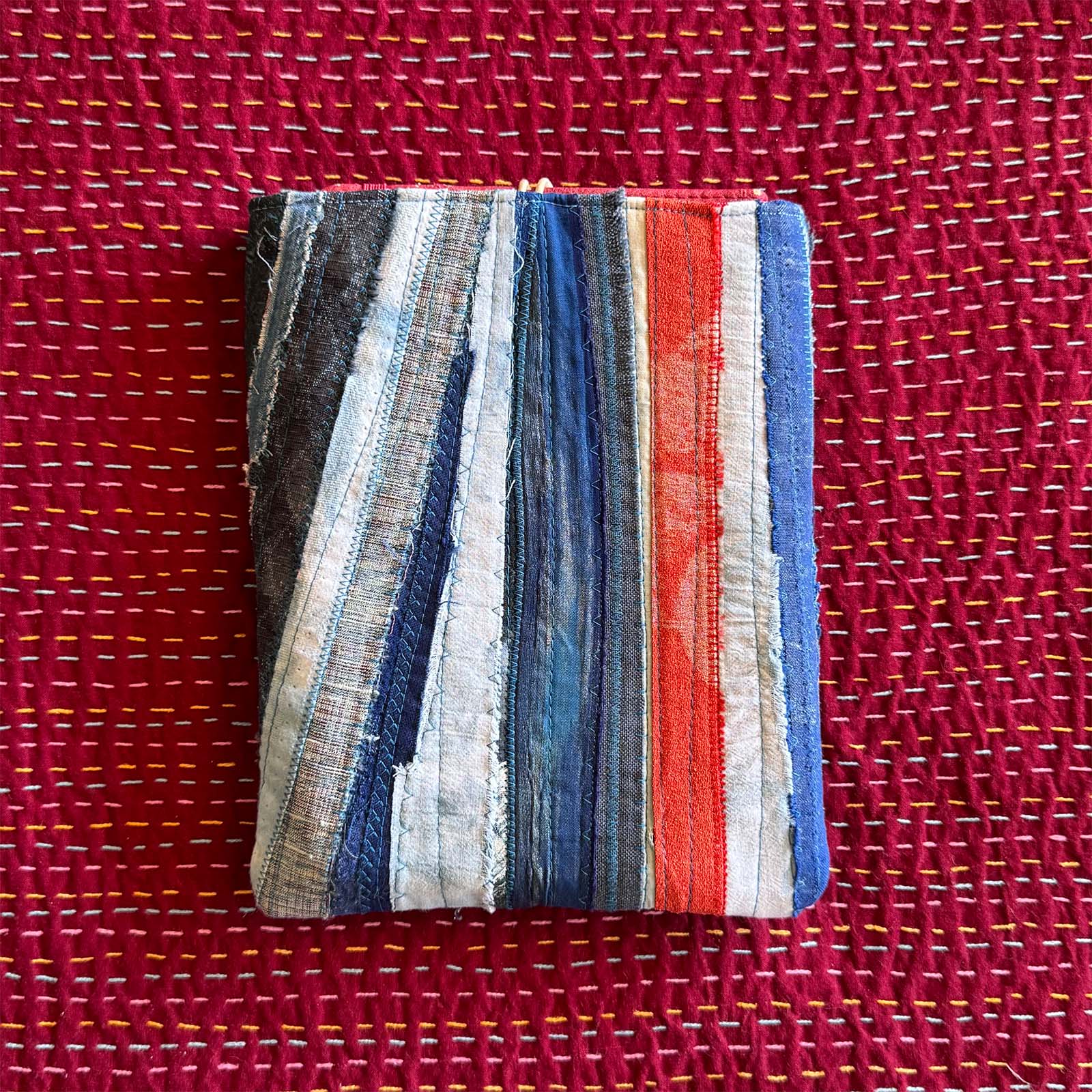Book Sleeve - A Splash of Red - Image 2